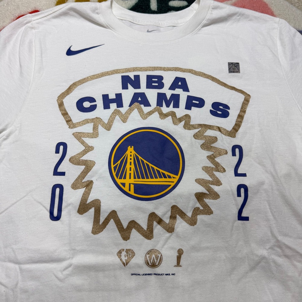 Nike Golden State Warriors 2022 NBA Champions Roster T-Shirt White Large - Picture 3 of 6
